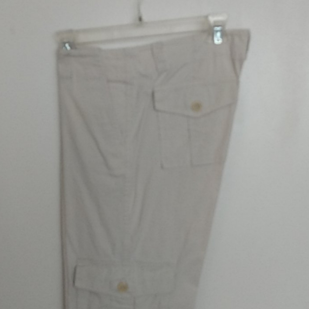Theory Kacki Off White Sz 4 Cropped pants.